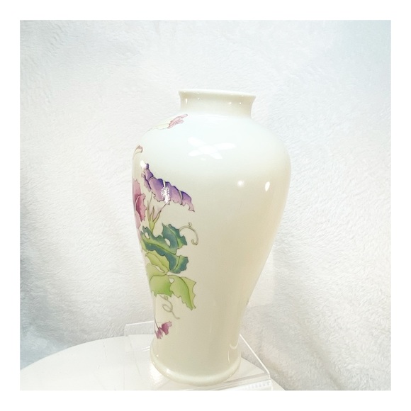 Japan Toyo Morning Glory 8.5” Pink Purple Green Vase Designed by Magie - Picture 2 of 15